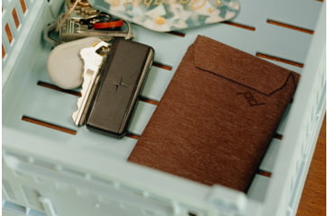 Image of Peak Design Mobile Slim Wallet, Eclipse, M-WA-AA-EP-1