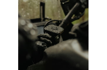 Image of Peak Design Motorcycle Bar Mount,w/Charging, LockingQi2, Black, M-MM-AJ-BK-1