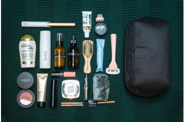 Image of Peak Design Regular Wash Pouch, Black, BWP-BK-2