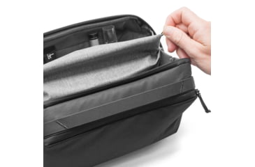 Image of Peak Design Regular Wash Pouch, Black, BWP-BK-2