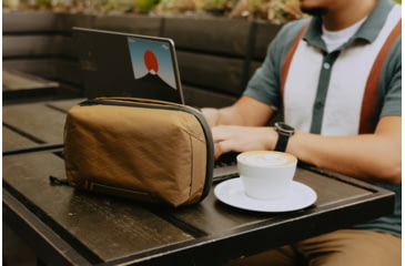 Image of Peak Design Tech Pouch, Regular, Charcoal, BTP-CH-3