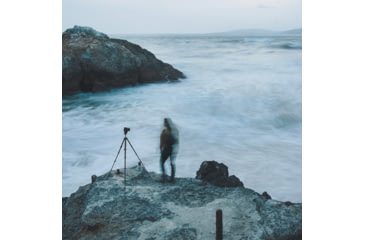 Image of Peak Design Travel Tripod, Carbon, TT-CB-5-150-CF-1