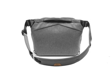 Image of Peak Design V2 Everyday Sling, 6 Liters, Ash, BEDS-6-AS-3