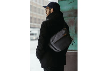 Image of Peak Design V2 Everyday Sling, 6 Liters, Ash, BEDS-6-AS-3