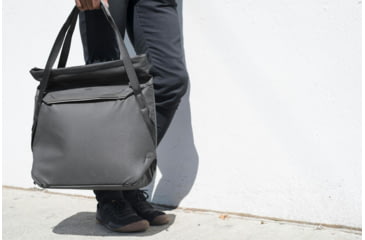 Image of Peak Design V2 Everyday Tote, 15 Liters, Black, BEDT-15-BK-3