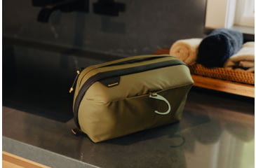 Image of Peak Design Wash Pouch Bag, Kelp, BWP-KP-3