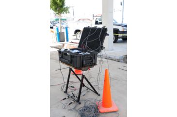 Image of Pelican 1600 Protector Pressurized 24x19x8in Case, Black w/Foam