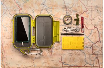 Image of Pelican Go Case G40, Lime/Grey, Large, GOG400-0000-GRN