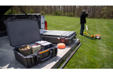 Image of Pelican V200 Vault Medium Pistol Case