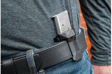 Image of Pitbull Tactical Universal Mag Carrier Gen2, Holds 1 Magazine 9MM-45ACP Single or Double Stack, Black, UMC02BLK