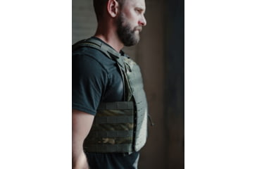 Image of Premier Body Armor Core Mission Plate Carrier, Universal Fit, MultiCam Tropic, 10x12 inch, CMPC-MCT-DLR