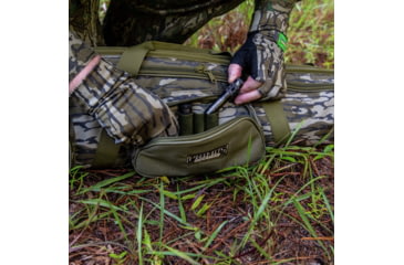 Image of Primos Hunting Shotgun Case, 52in, Hang Tag, Mossy Oak Bottomland, 65636