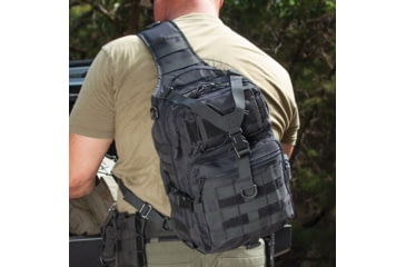 Image of Red Rock Outdoor Gear Renegade Sling Pack, Black, 80132BLK