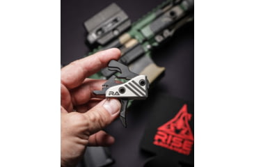 Image of RISE Armament BLITZ 3.5lb Drop-In Trigger w/ Anti Walk Pins, Silver/Black, RA-524-BLK