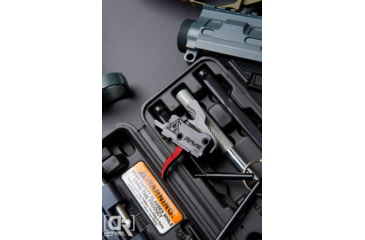 Image of RISE Armament Rave 140 Drop-In Trigger w/ Anti Walk Pins, Curved, 3.5lb Pull Weight, Black/Red, T017-RED