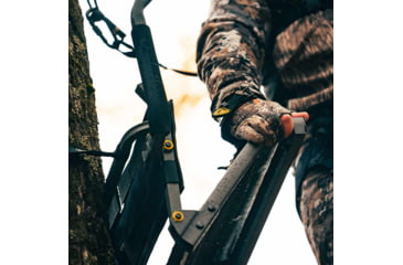 Image of Rivers Edge Treestands 15ft Climbing Stick, Black RE724