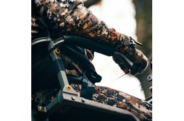 Image of Rivers Edge Treestands 15ft Climbing Stick, Black RE724