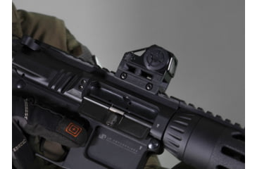 Image of Shield Sights SIS Two Sight CD 1x22mm Reflex Red Dot Sight, Black, 8 MOA Dot/2 MOA Dot Reticle, NSN 1240-99-176-8342, SIS2-CD