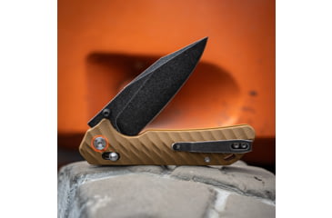 Image of Skallywag Tactical Mako II Folding Knife, 3.5in, D2, Drop Point Blade, G10, Desert Tan Handle, Mako II - Desert Tan