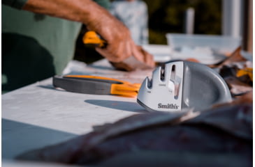 Image of Smiths Diamond Edge Grip MAX Sharpener, Gray/White, SP-51003