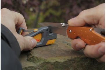 Image of Smiths Edgesport Pack Pal Sharpener and Fire Starter SP-50538