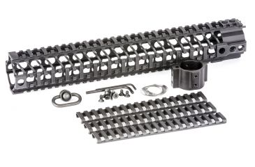 Image of Spikes Tactical LW SAR3 Quad Rail, 13.2in, Black, SQR2013