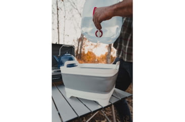 Image of Stansport 5 Gallon Collapsible Water Carrier 48266