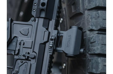 Image of STNGR Axiom II Red Dot Sight, 2 MOA Red Dot Reticle w/ QD Mount Bundle, Black, UI-BNH0-JFHR