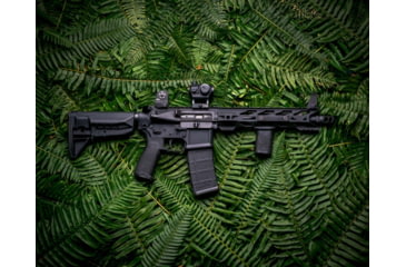 Image of STNGR HWK M-Lok Free Float Handguard for AR15/M4, Anodized Black, 10 in, 10HM