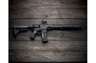 Image of STNGR VYPR M-Lok Free Float Handguard for AR15/M4, Anodized Black, 15 in, 15VM