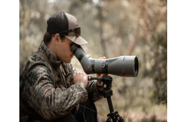 Image of Straight Spotting Scope vs. Angled Spotting Scope