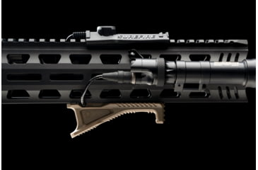 Image of Strike Industries Link Cobra Fore Grip w/Cable Management, FDE, SI-AR-CMS-CFG-FDE