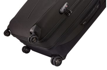 Image of Thule Crossover 2 Spinner, Black, 76cm/30in, 3204037