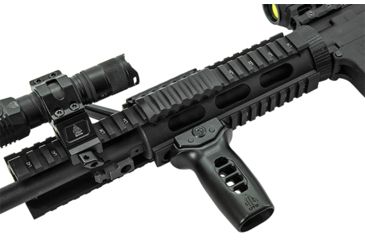 Image of Leapers UTG Pro Super Slim Vertical Foregrip, Picatinny, Aluminium, Matte Black, MT-FGP01