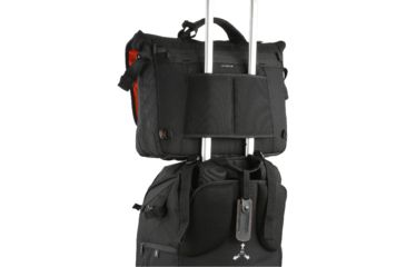 Image of Vanguard UP-Rise II Messenger Bag, Black, Large UP-Rise II 38