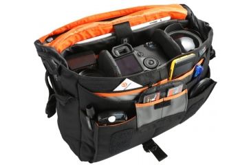 Image of Vanguard UP-Rise II Messenger Bag, Black, Medium UP-Rise II 33