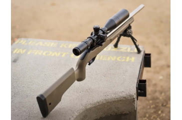 Image of Victor Company Titan 1022 Precision Rimfire Stock, Flat Dark Earth, TITAN-1022-FDE