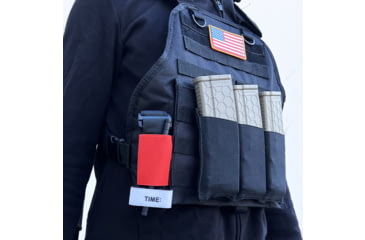 Image of VISM MOLLE Tourniwuet w/ Elastic Flap, Red, CVTQE3048R