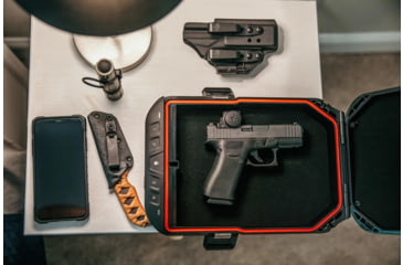 Image of Vortex Defender-CCW Enclosed Solar Micro Prismatic Red Dot Sight, 1x20.2mm, 3 MOA Reticle, Black, DFCCW-MRD3-E