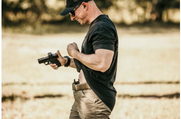 Image of Vortex Defender-CCW Enclosed Solar Micro Prismatic Red Dot Sight, 1x20.2mm, 3 MOA Reticle, Black, DFCCW-MRD3-E