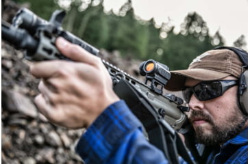 Image of Vortex SPARC Solar Red Dot Sight, 1 x31mm, 2 MOA Dot Reticle, Black, SPC-404