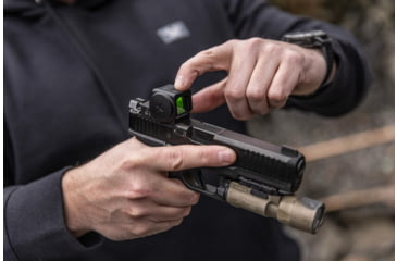Image of Vortex Venom Enclosed Reflex Green Dot Sight 3 MOA, Black, 1.84", 1.75oz, VEN-MGD3-E