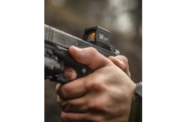 Image of Vortex Venom Enclosed Reflex Micro Red Dot Sight, 1x, 3 MOA, Black, VEN-MRD3-E