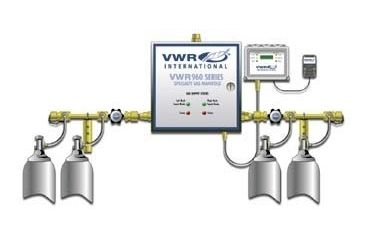 Image of VWR Fully Automatic Switchover Manifolds for Noncorrosive Gases 4702665 With Two Cylinders On Each Side