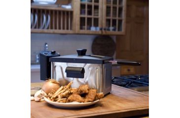 Image of Weston Products Deep Fryer, Single Basket - 12 Cup, 3L Oil Capacity, Black/Stainless Steel 03-1200-W