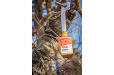 Image of Wildlife Research Center Special Golden Estrus Buck Lure, 1 FL oz. 405