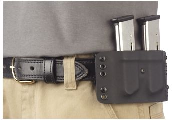 Image of Wilson Combat Kydex Carry Double Magazine Pouch, 1911, Right Hand, 1.75in Belt, Black KC1BKR15D