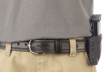 Image of Wilson Combat Kydex Carry Double Magazine Pouch, Beretta 92, 96, Right Hand, 1.75in, Black KC4BKR15D