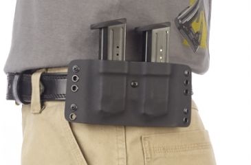 Image of Wilson Combat Kydex Carry Double Magazine Pouch, S and W M and P, Right Hand, 1.75in Belt, Black KC13BKR15D
