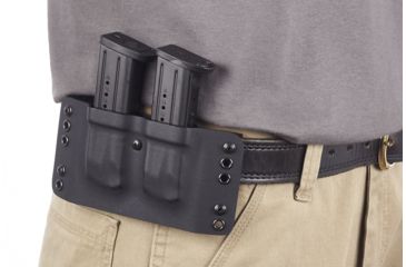 Image of Wilson Combat Kydex Carry Double Magazine Pouch, S&amp;W M&amp;P, Right Hand, 1.75in Belt, Black KC13BKL15D